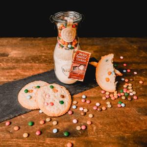 cookies mit smarties backmischung im glas